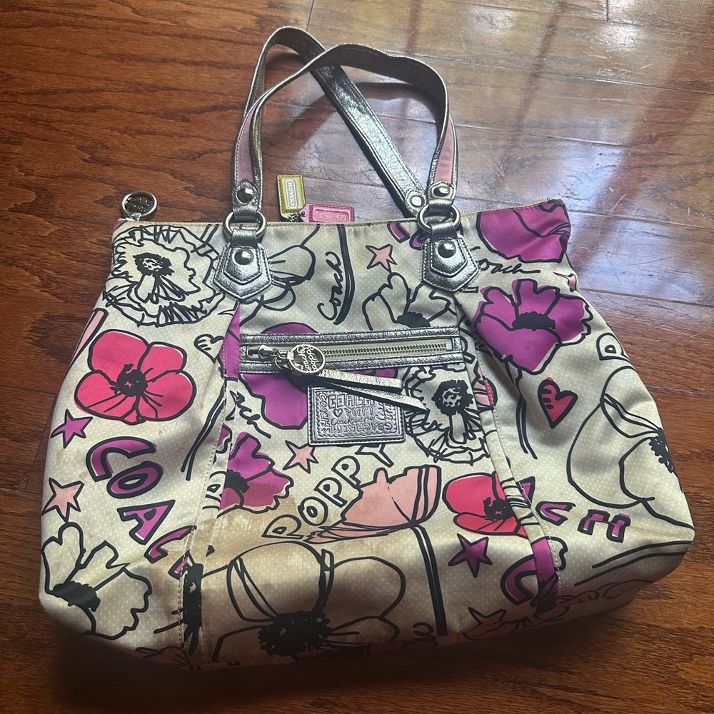 Coach Poppy Floral Tote in Pink and Cream
